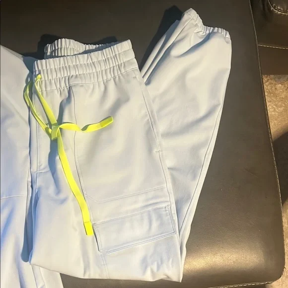 Light Blue figs Scrub Set with Neon Accents limited edition - Picture 2 of 7